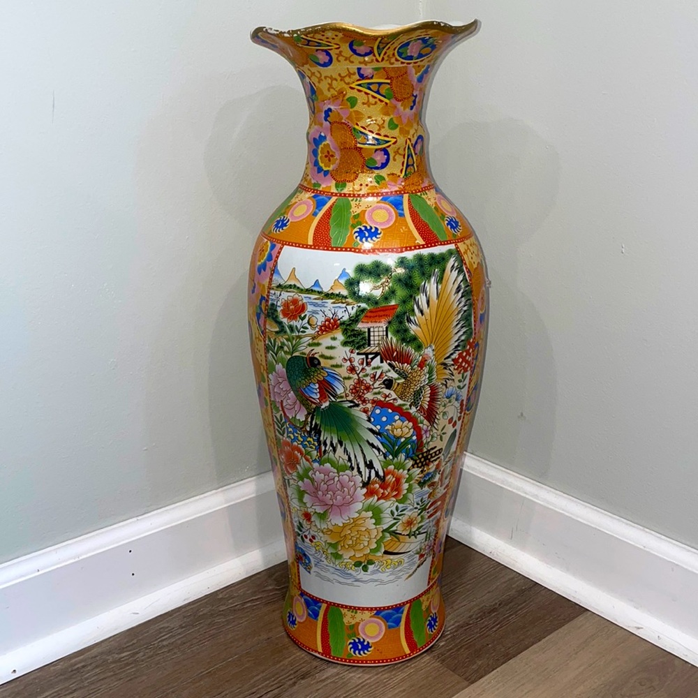 Large Vintage chinoiserie vase 23”